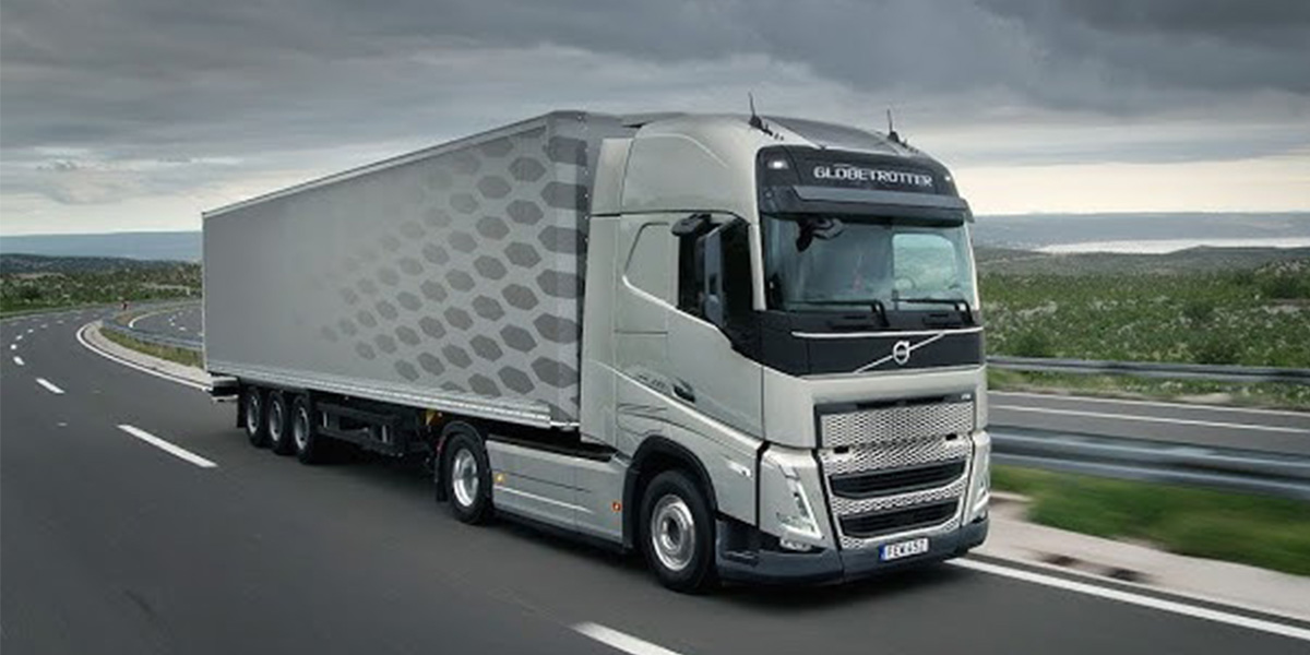VOLVO Truck