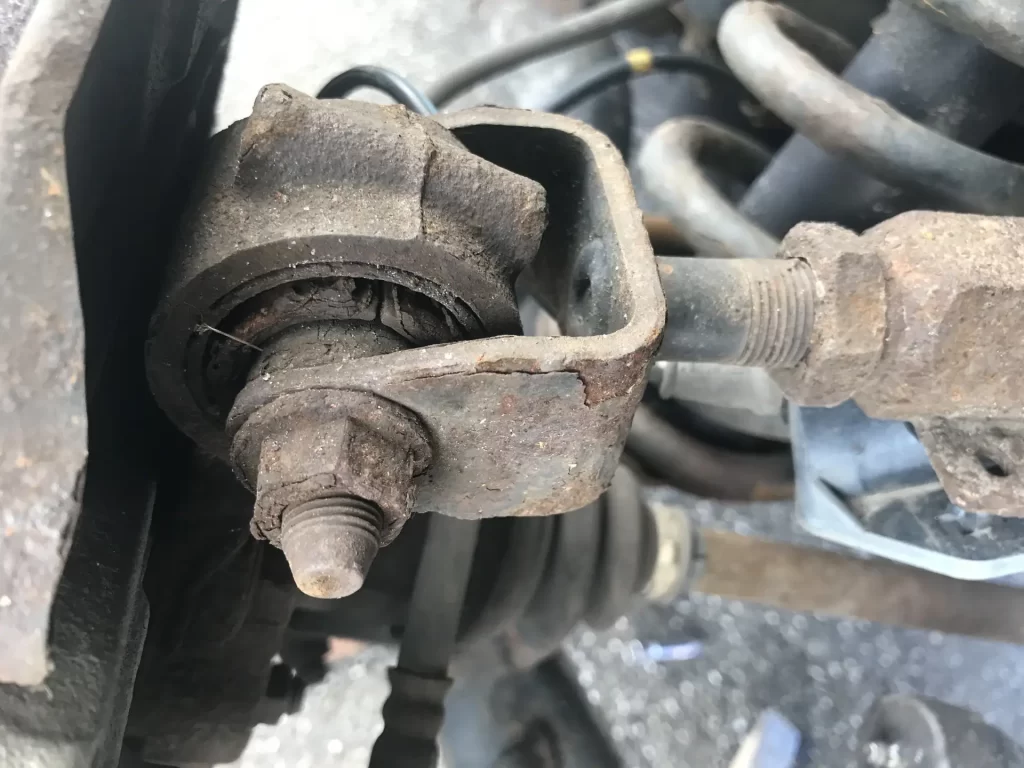 Guide to Truck Knuckle Bushings and Why They Deserve Top-Quality Replacements