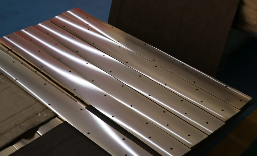 Silent Guardians: The Complete Guide to Wear Plates and Slide Blocks